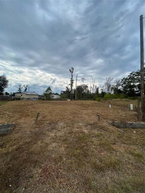 Vacant Land For Sale - 14878 Forest Castle Road<br/> Conroe, TX 77306