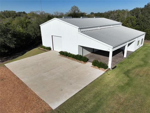 Photo of 3789 Hwy 159, La Grange, TX 78945 (MLS # 91930603) Photo of 3789 Hwy 159, La Grange, TX 78945 (MLS # 91930603)