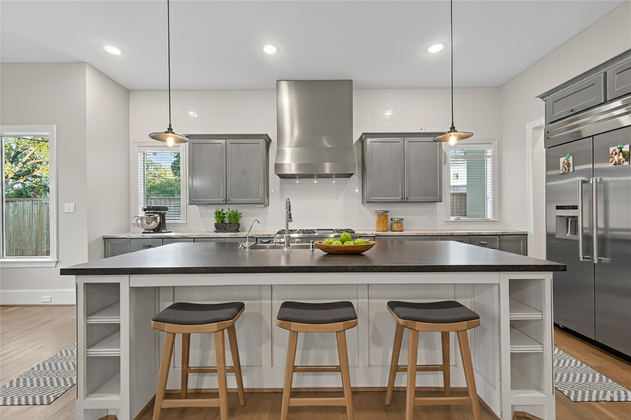 7504 Flowerdale Street