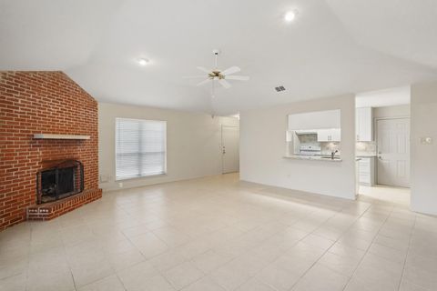 Photo of 10834 Lynbrook Drive #B, Houston, TX 77042 (MLS # 63024696)
