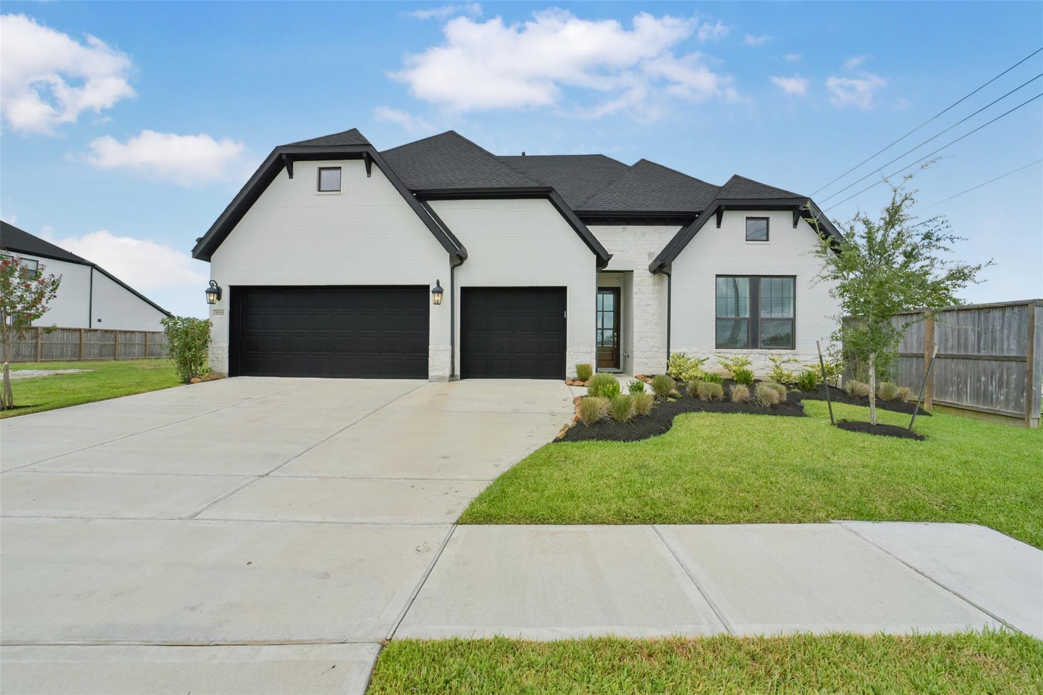 1702 Spring View