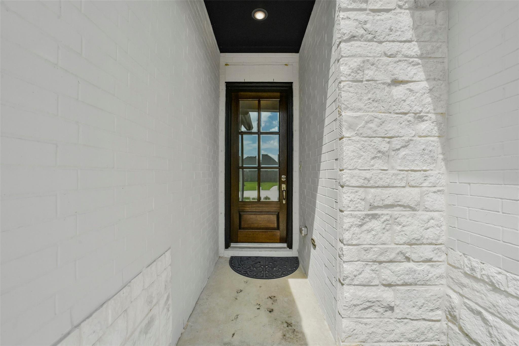 1702 Spring View