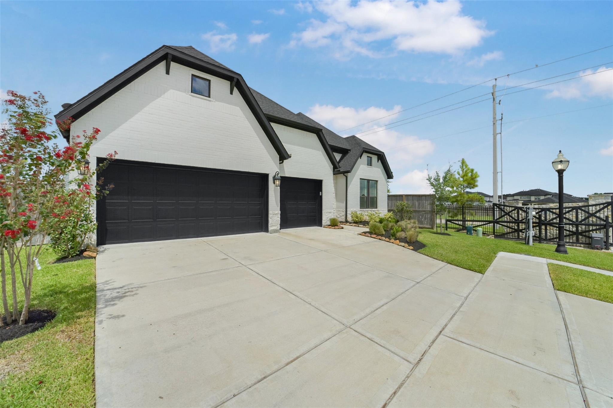 1702 Spring View
