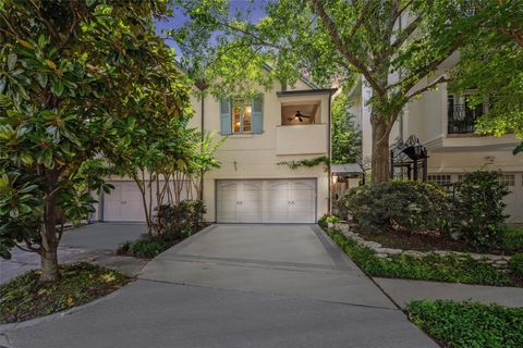 Tiny photo for 2207 Dunraven Lane, Houston, TX 77019 (MLS # 88773972)