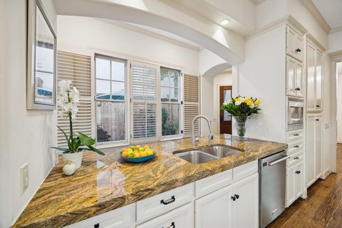 Tiny photo for 2207 Dunraven Lane, Houston, TX 77019 (MLS # 88773972)