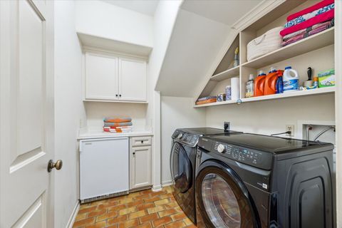 Tiny photo for 2207 Dunraven Lane, Houston, TX 77019 (MLS # 88773972)