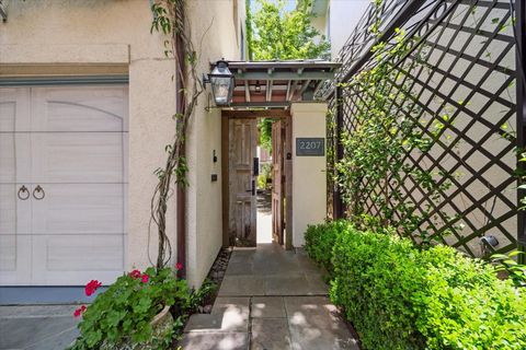 Tiny photo for 2207 Dunraven Lane, Houston, TX 77019 (MLS # 88773972)