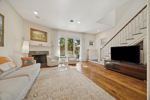 Tiny photo for 2207 Dunraven Lane, Houston, TX 77019 (MLS # 88773972)