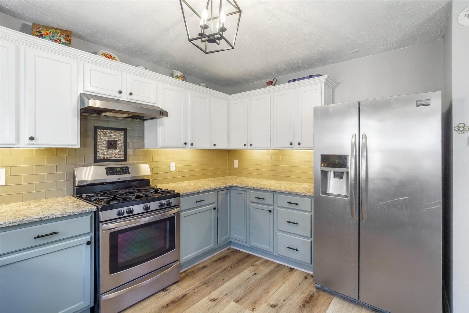 1707 Oak Valley Drive