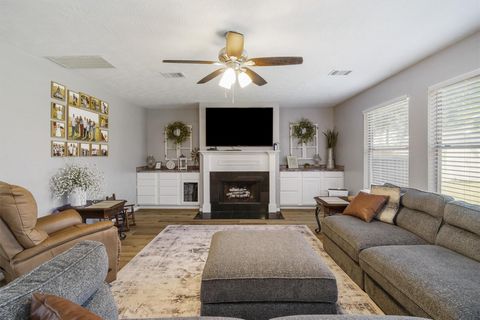 1707 Oak Valley Drive Kemah TX 77565