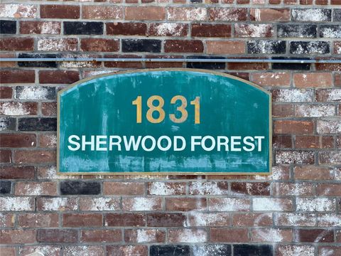 Photo of 1831 Sherwood Forest Street #20, Houston, TX 77043 (MLS # 51632723)