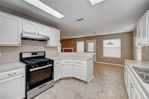 Tiny photo for 2807 Burgess Hill Court, Pearland, TX 77584 (MLS # 7934037)