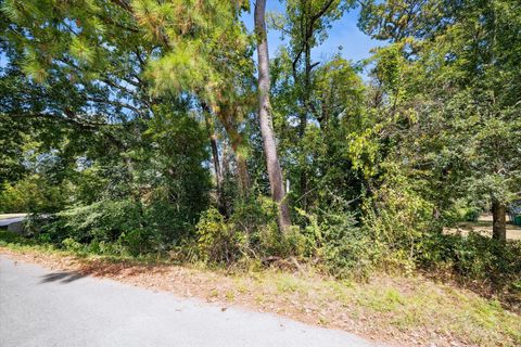Photo of 24526 Pine Canyon Drive, Spring, TX 77380 (MLS # 18176333)