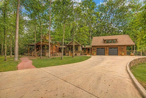 Photo of 1881 NE Clayton Street, Dayton, TX 77535 (MLS # 14610346)