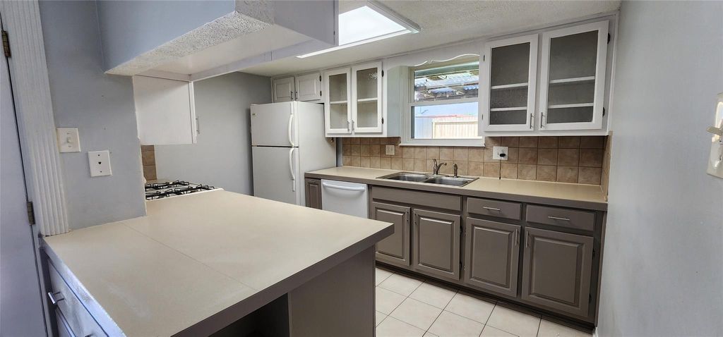 Photo of 2527 Meandering Trail, Houston, TX 77339 (MLS # 83433040)