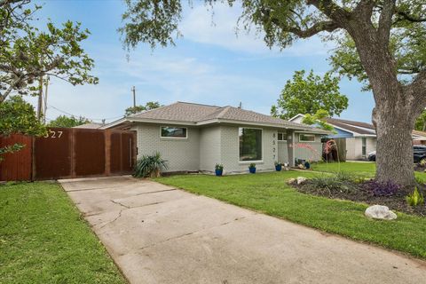 Tiny photo for 8527 Glenloch Drive, Houston, TX 77061 (MLS # 41616218)
