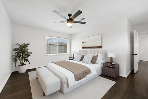 Tiny photo for 8527 Glenloch Drive, Houston, TX 77061 (MLS # 41616218)