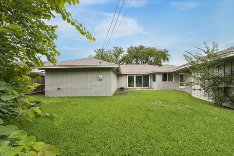 Tiny photo for 8527 Glenloch Drive, Houston, TX 77061 (MLS # 41616218)