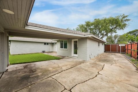 Tiny photo for 8527 Glenloch Drive, Houston, TX 77061 (MLS # 41616218)