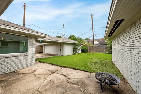 Tiny photo for 8527 Glenloch Drive, Houston, TX 77061 (MLS # 41616218)