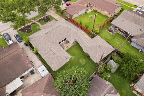 Tiny photo for 8527 Glenloch Drive, Houston, TX 77061 (MLS # 41616218)