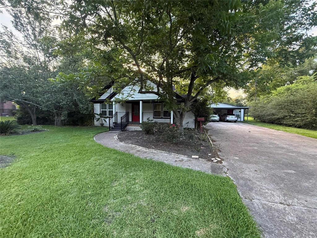 Photo of 7135 Cayton Street, Houston, TX 77061 (MLS # 78834609)