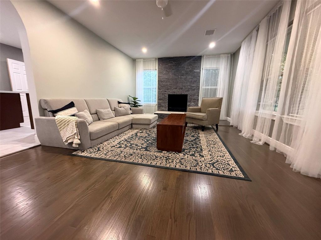 Photo of 7135 Cayton Street, Houston, TX 77061 (MLS # 78834609)