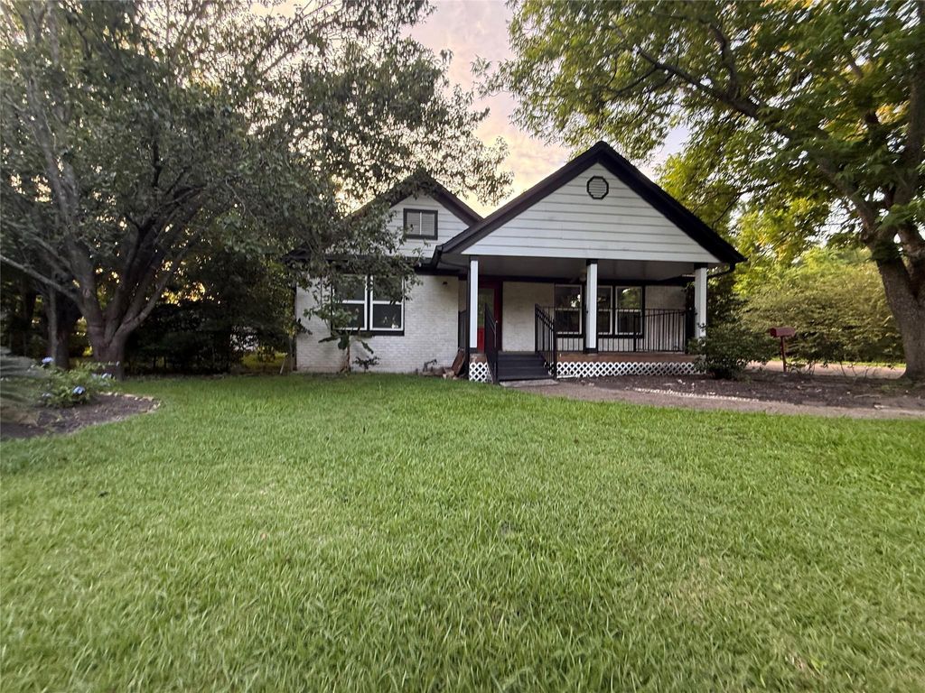 Photo of 7135 Cayton Street, Houston, TX 77061 (MLS # 78834609)