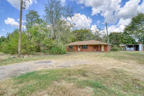 Photo of 13300 Hwy 21 W Avenue, North Zulch, TX 77872 (MLS # 39430705)