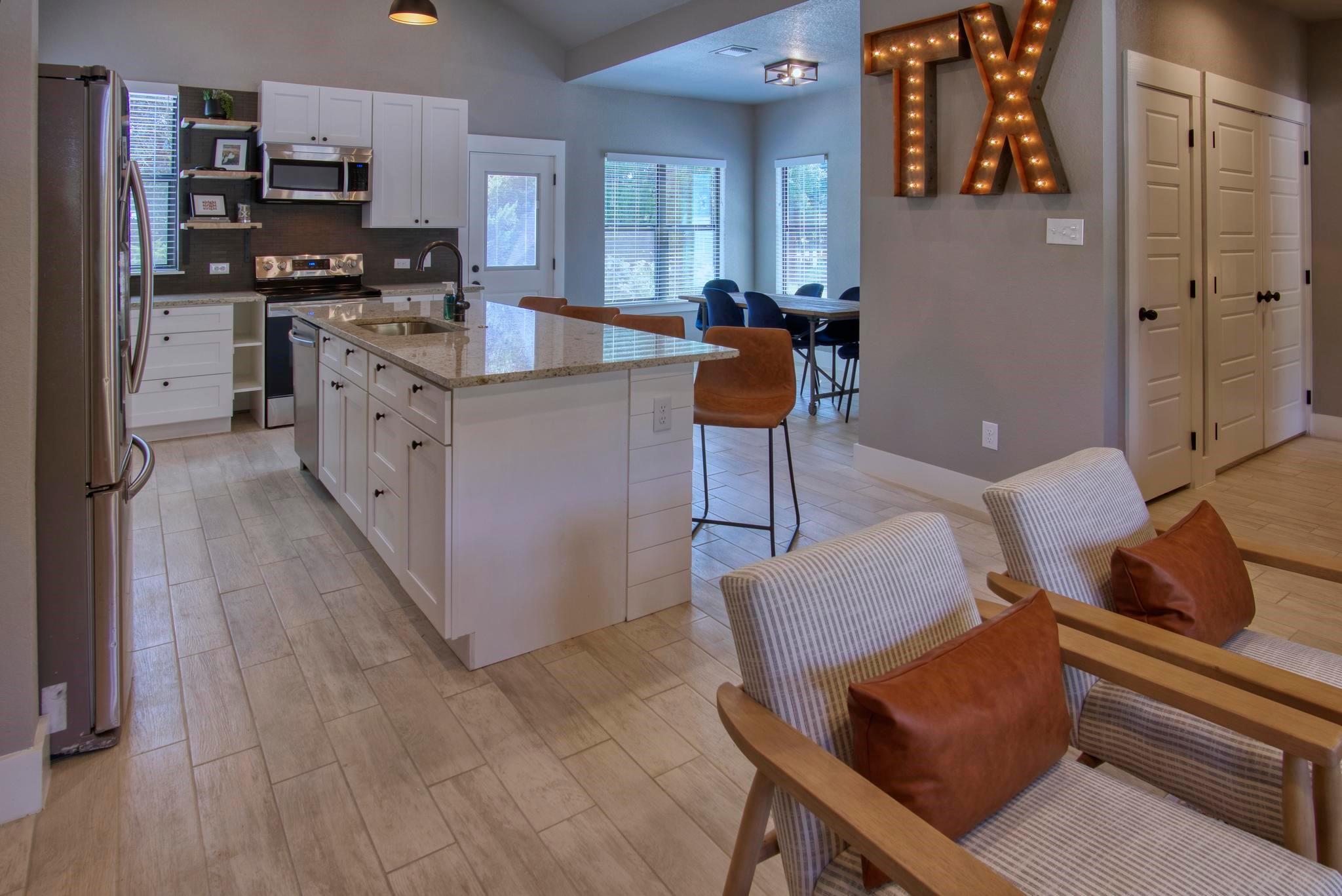 1112 Green Hill Drive