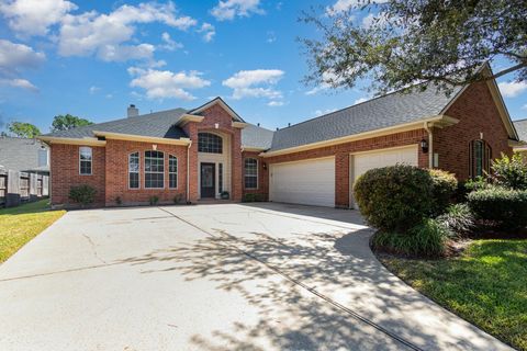 Photo of 14418 Rosehill Estates Lane, Cypress, TX 77429 (MLS # 97701592)