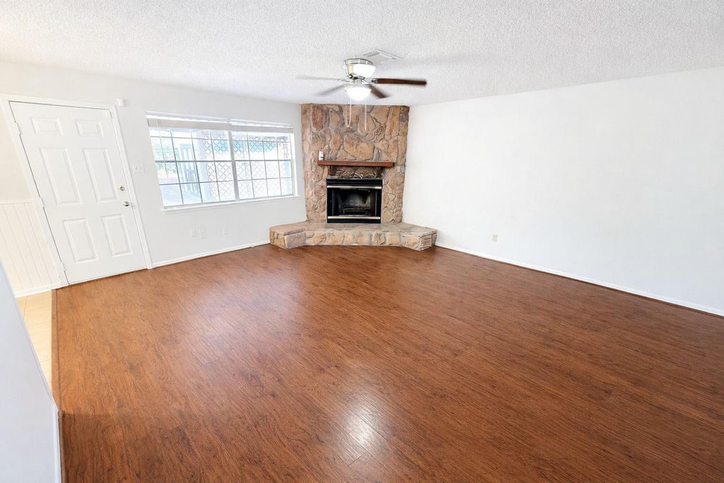 Photo of 430 Eastwood Drive, Woodbranch, TX 77357 (MLS # 80203339)