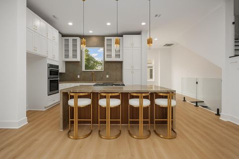 Tiny photo for 1413 Stanford Street, Houston, TX 77019 (MLS # 49346306)