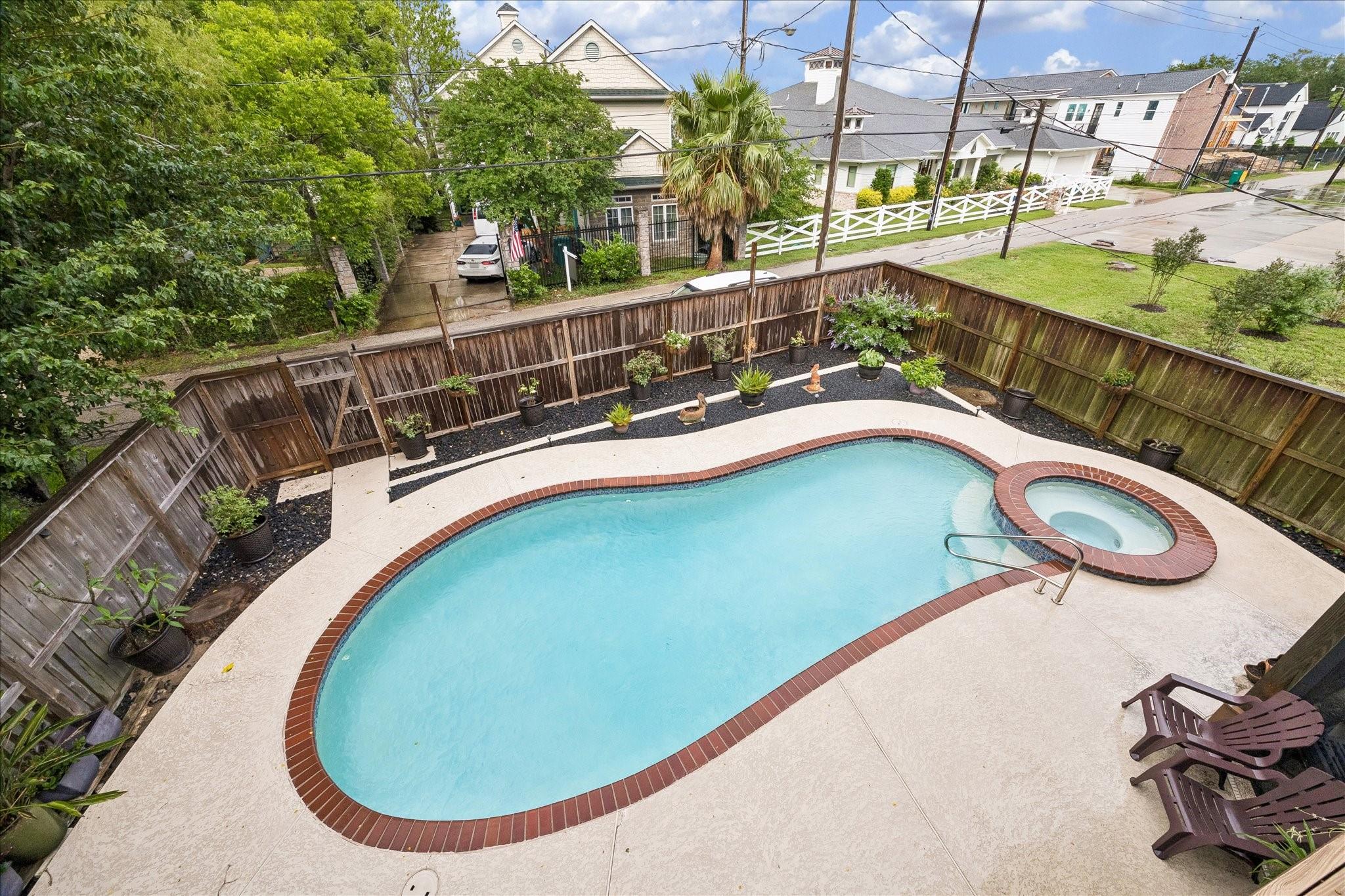3040 Bayshore Drive