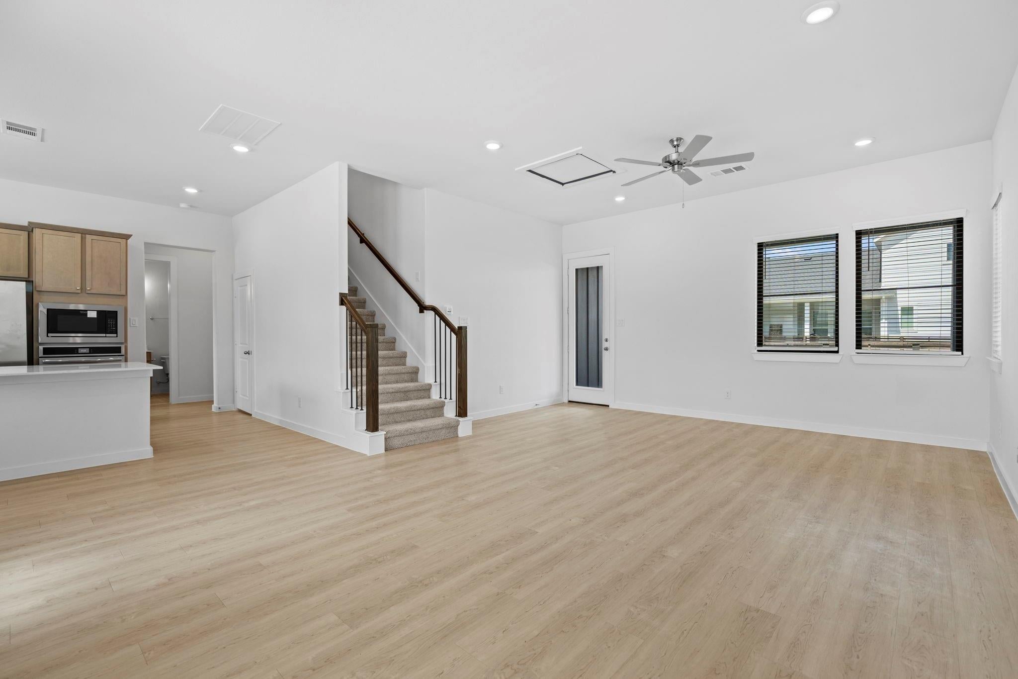 1107 Mercantile Street