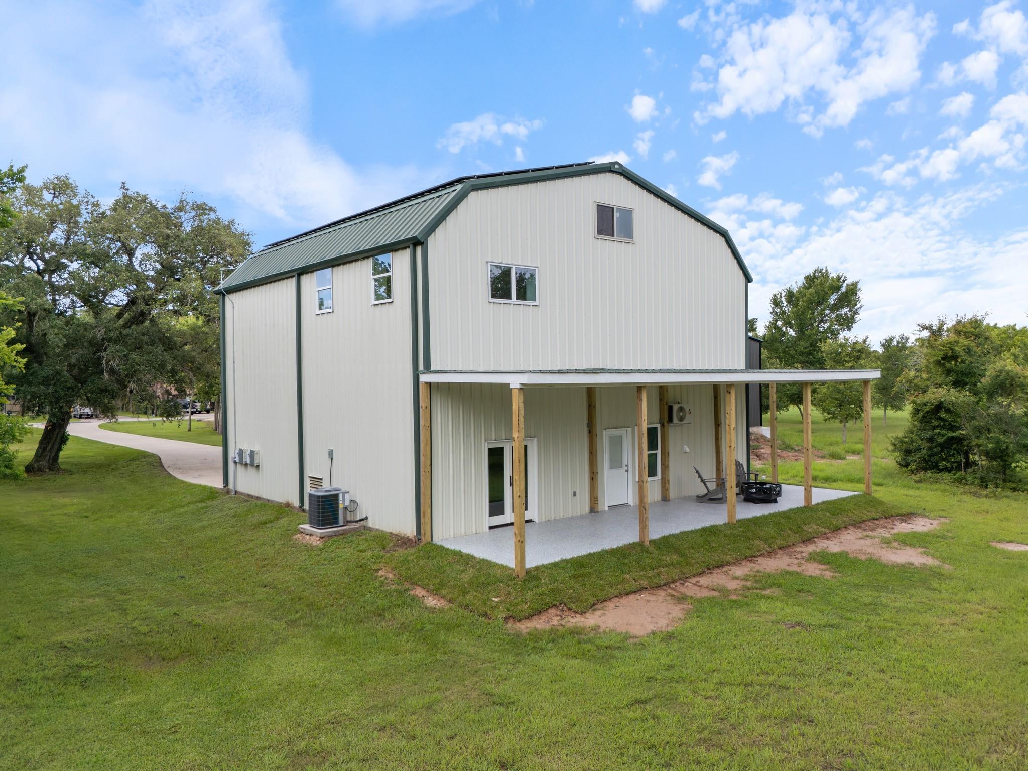 1628 Private Road 652