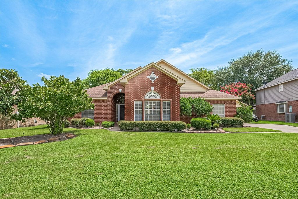 Photo of 5165 Greenwater Drive, Willis, TX 77318 (MLS # 65314248)