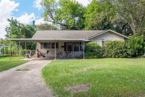 508 Azalea Avenue Orange TX 77630
