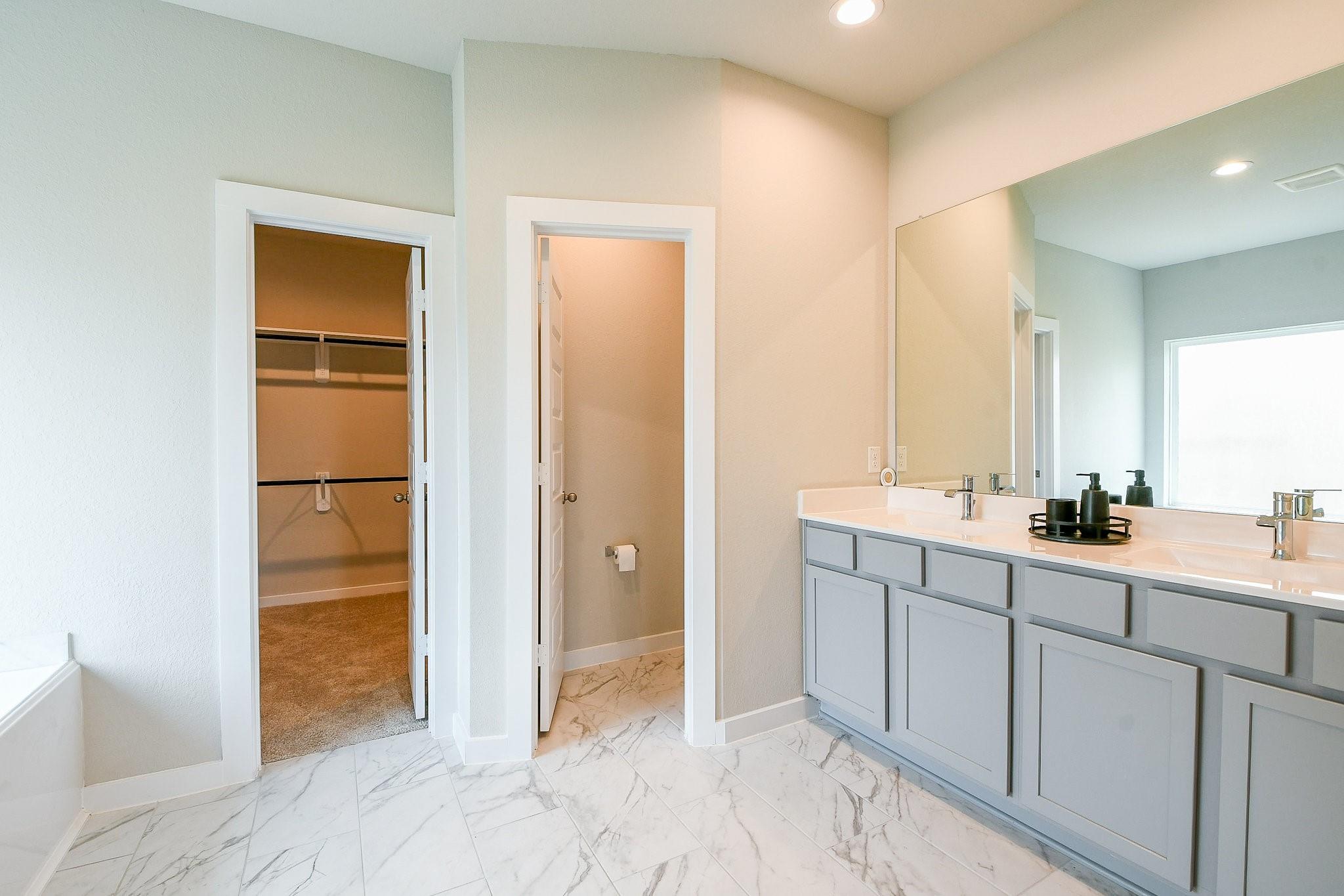 Katy, Texas 77493, United States, 4 Bedrooms Bedrooms, ,4 BathroomsBathrooms,Residential,Active,229516