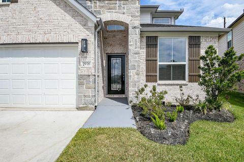 Photo of 2938 Solitude Pine Lane, Katy, TX 77493 (MLS # 93716279)