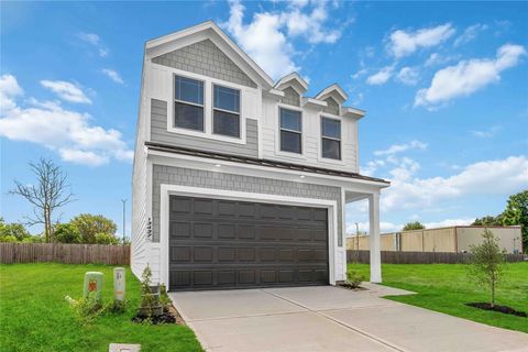 Photo of 13437 Sun Cay Drive, Houston, TX 77047 (MLS # 62494072)