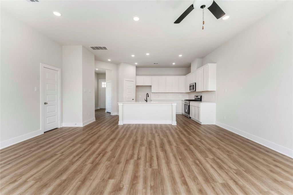 Photo of 13437 Sun Cay Drive, Houston, TX 77047 (MLS # 62494072)