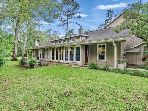 Homes For Sale - 8202 Burkhart Rd<br/> Houston, TX 77055