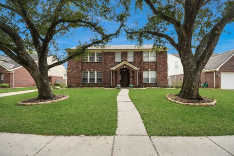 Homes For Sale - 2655 Turning Row Lane<br/> Missouri City, TX 77459