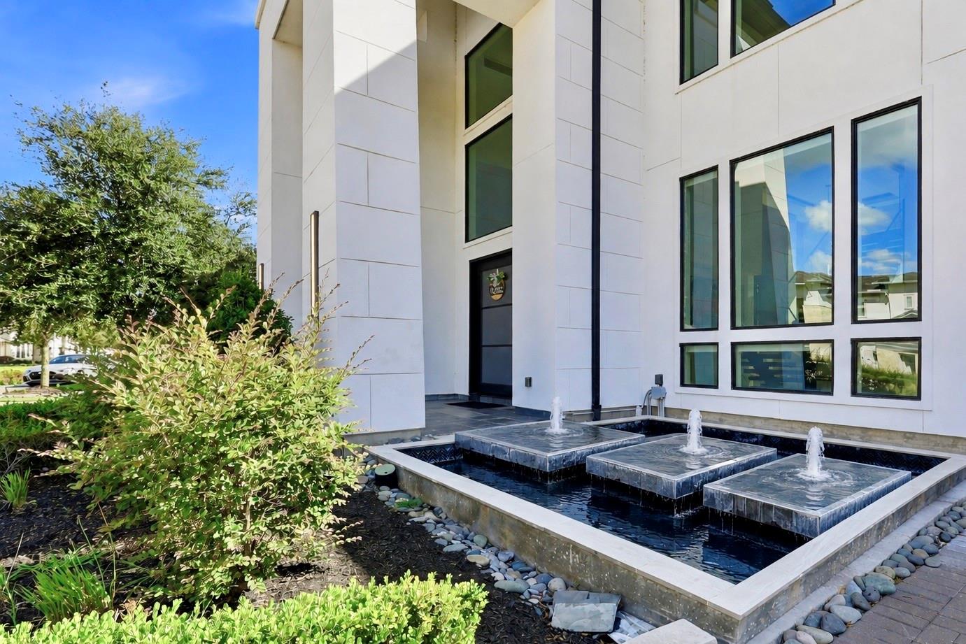 11509 Lago Bella Drive