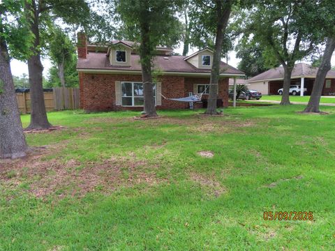 Photo of 403 Highridge Street, Houston, TX 77013 (MLS # 92794243)