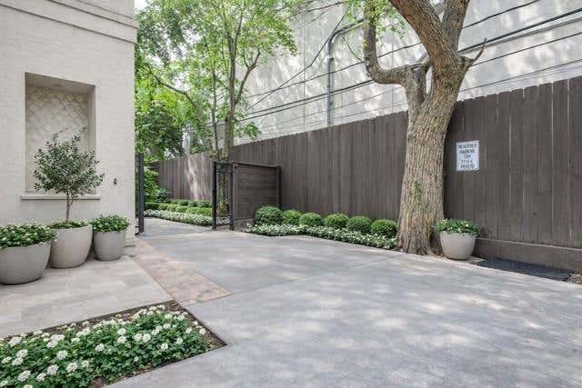 Photo of 1112 Peveto Street #C, Houston, TX 77019 (MLS # 10446345)