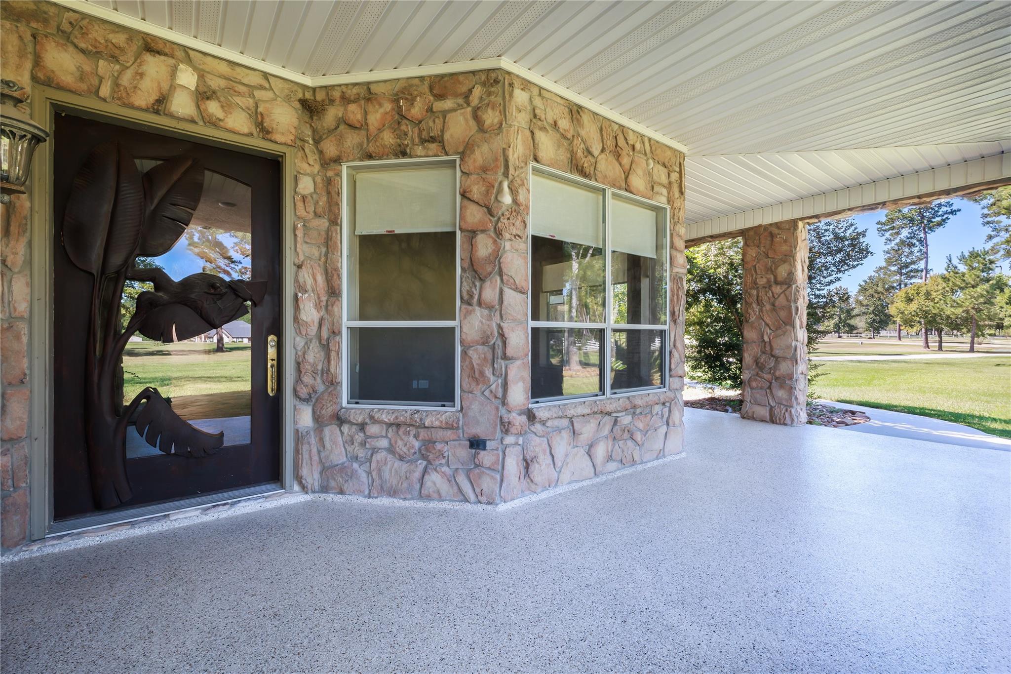15453 Crown Oaks Drive