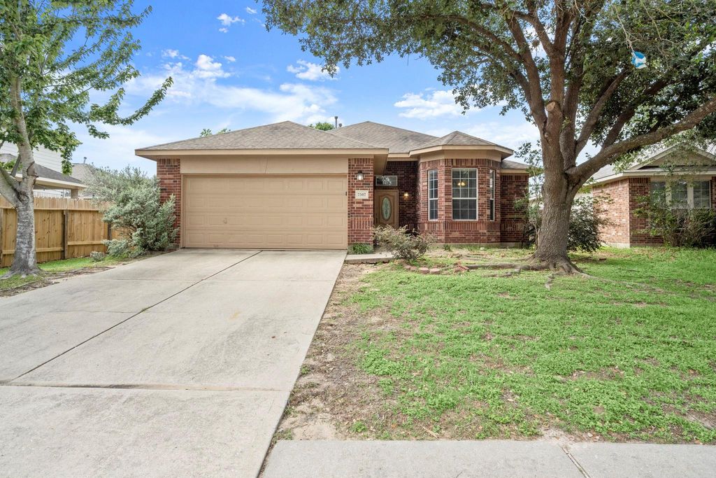 Photo of 7507 Sendera Oaks Court, Cypress, TX 77433 (MLS # 80957553)