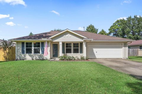 Photo of 17511 Jolly Boat Drive, Crosby, TX 77532 (MLS # 98553400) Photo of 17511 Jolly Boat Drive, Crosby, TX 77532 (MLS # 98553400)